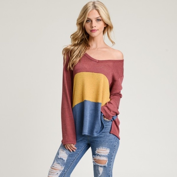Color Block Long Sleeve Knit Top - Picture 2 of 8